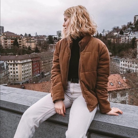 Brandy Melville Macy Corduroy Puffer 